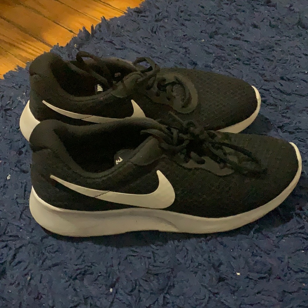 Running sneakers
